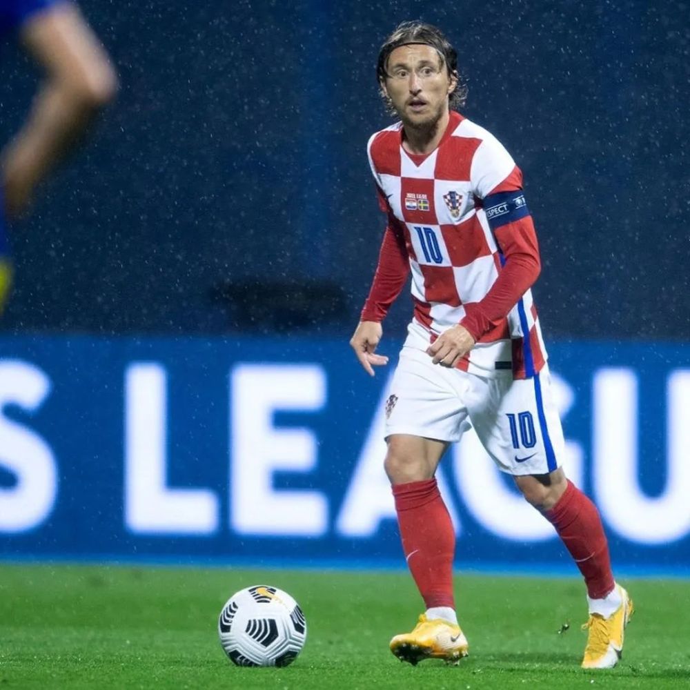 英格兰羽毛球队逆转日本羽毛球队，辛杜统治全场的简单介绍