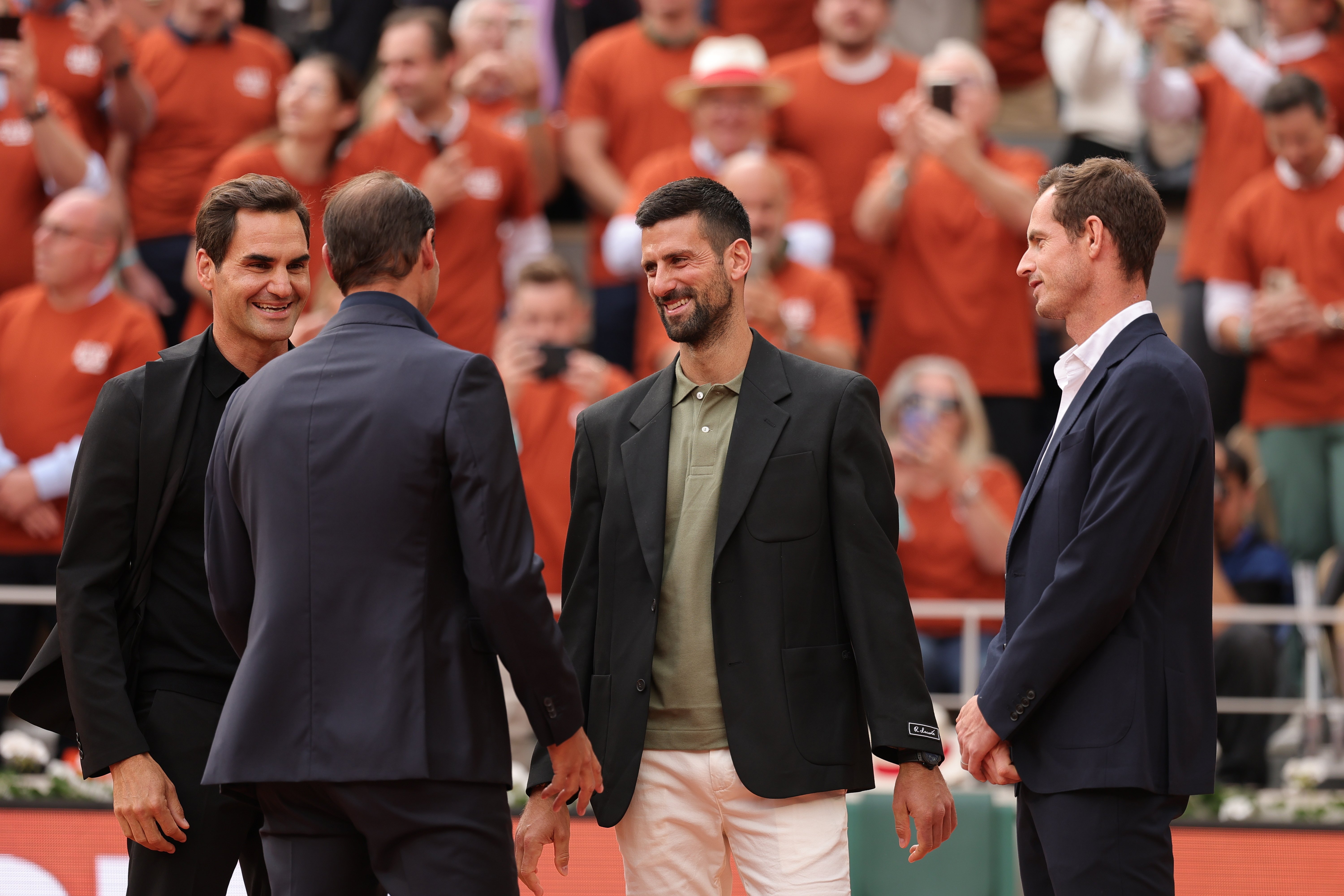 包含英国网球队碾压意大利网球队，纳达尔统治全场的词条