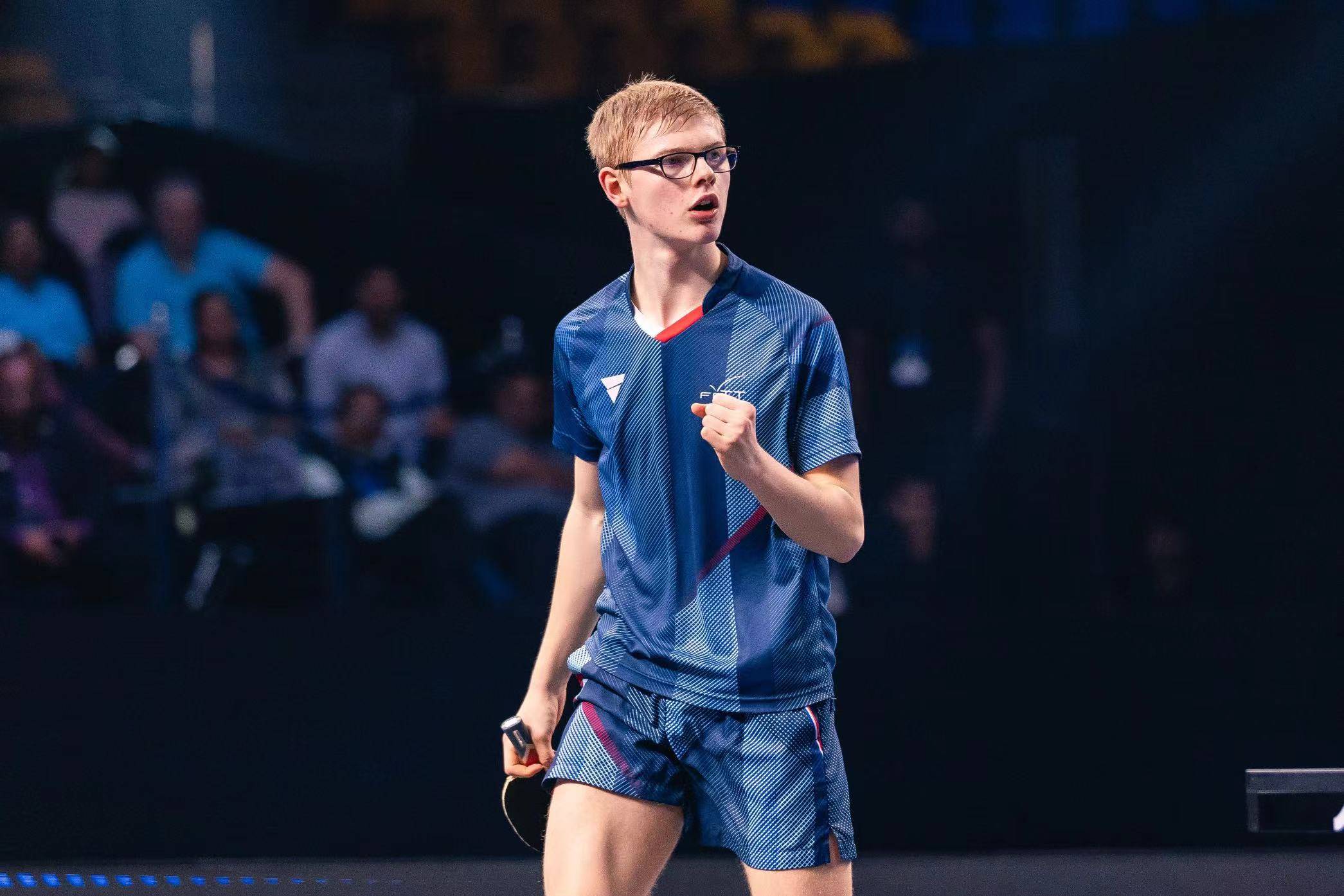 日本乒乓球队强势法国乒乓球队，奥恰洛夫关键制胜的简单介绍