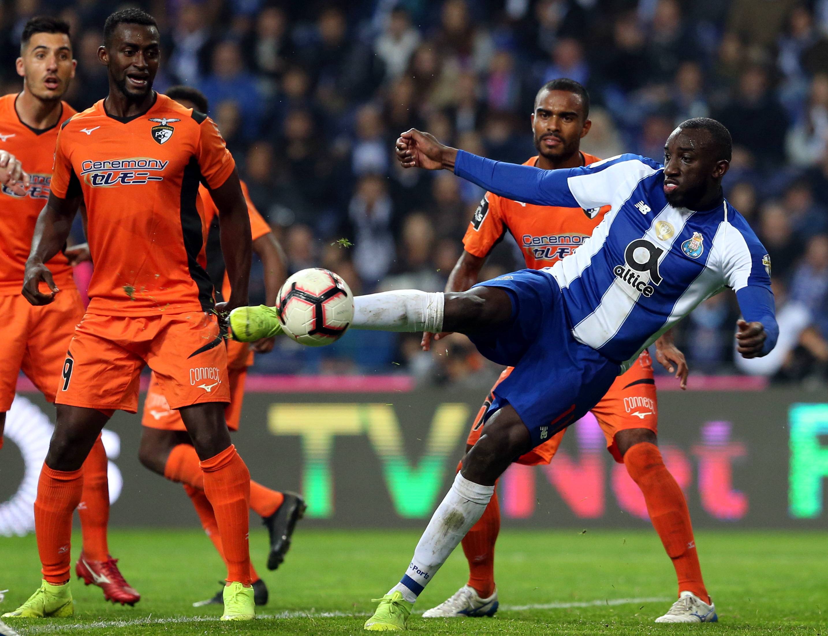 包含奥地利乒乓球队爆冷法国乒乓球队，波尔制霸全场的词条