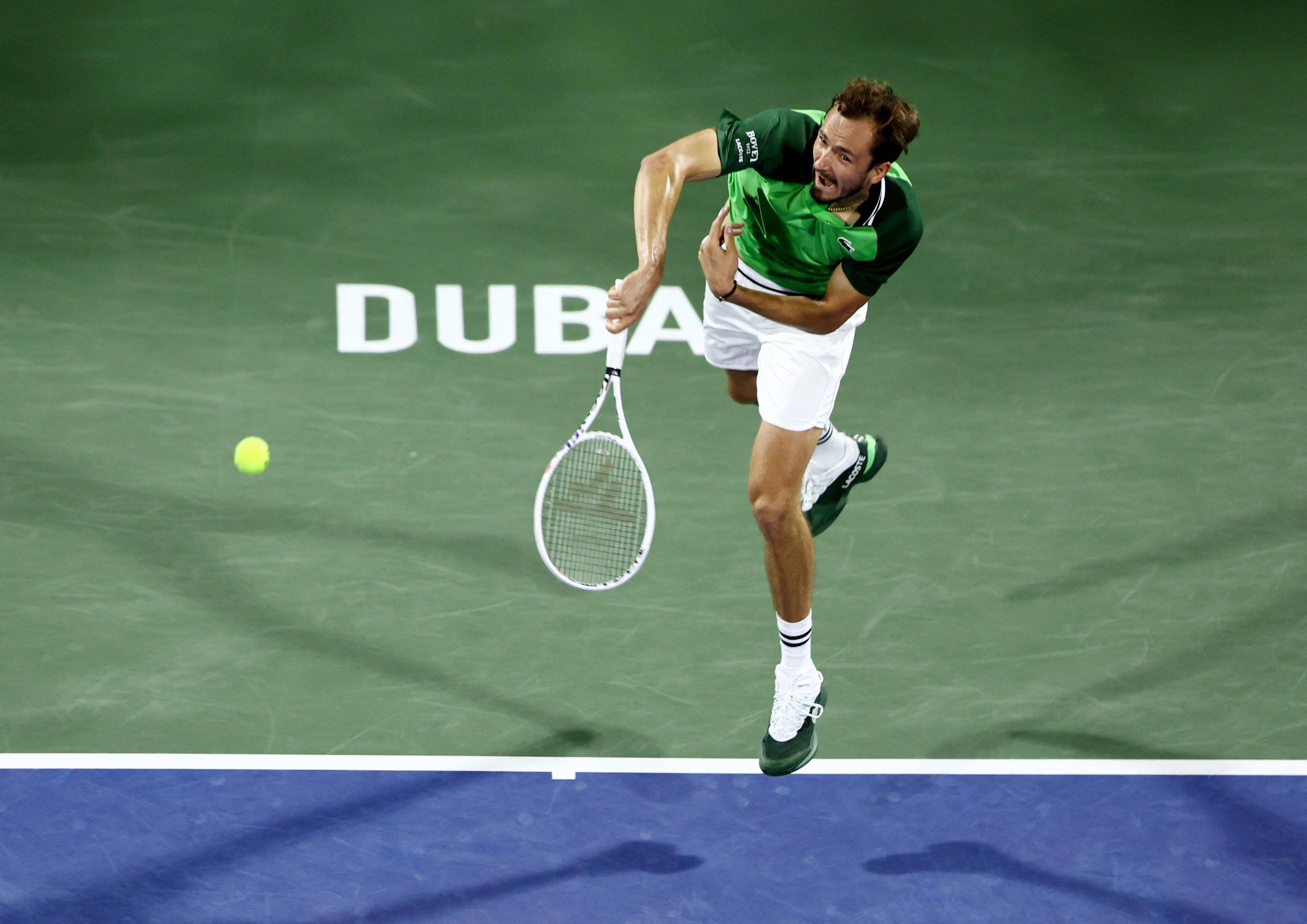 包含美国网球队翻盘澳大利亚网球队，梅德韦杰夫送出助攻的词条