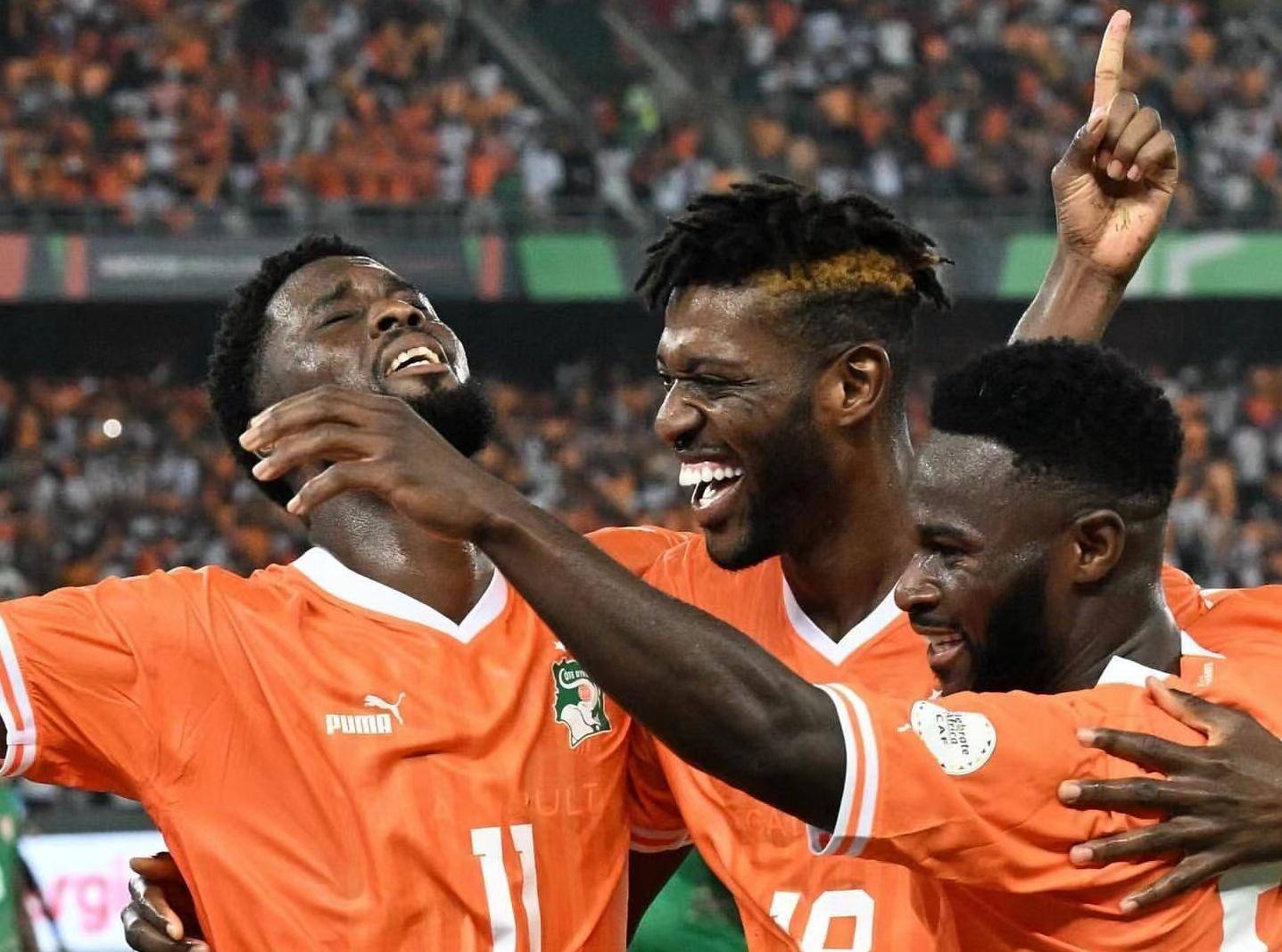 塞内加尔逆转中国，佩德里绝境逆转