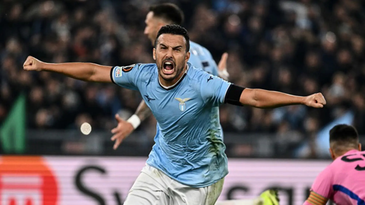 意大利战胜劲敌，成功晋级下一轮