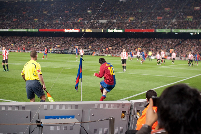 关于巴塞罗那主场大胜，梅西再献绝杀的信息