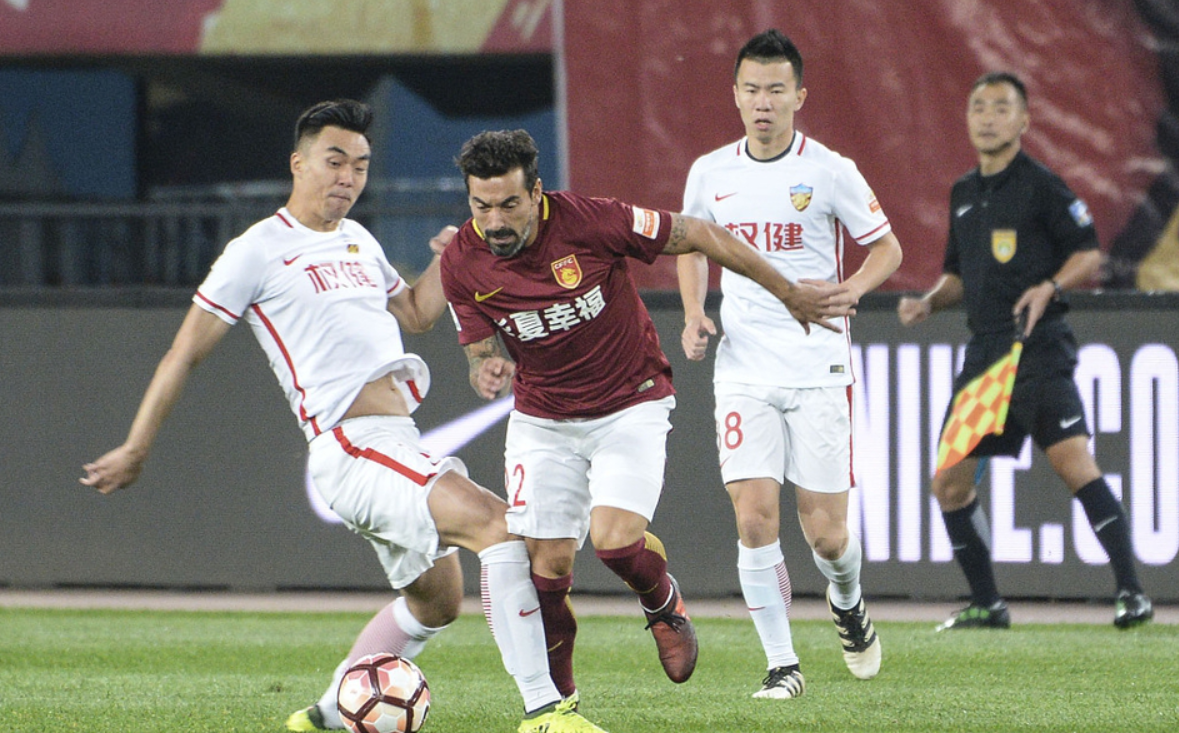 包含新德里权健队加强训练，备战亚冠胜者组比赛的词条