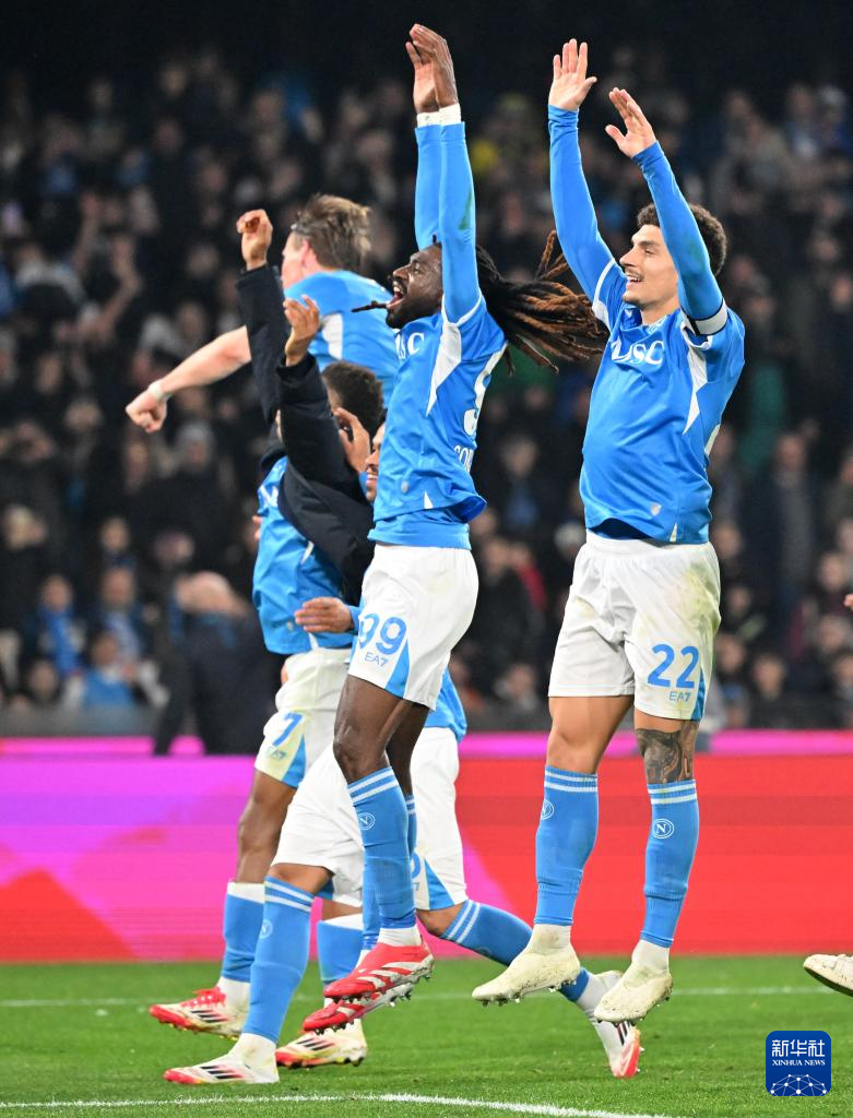 关于尤文图斯迎战那不勒斯，双方实力对拼的信息