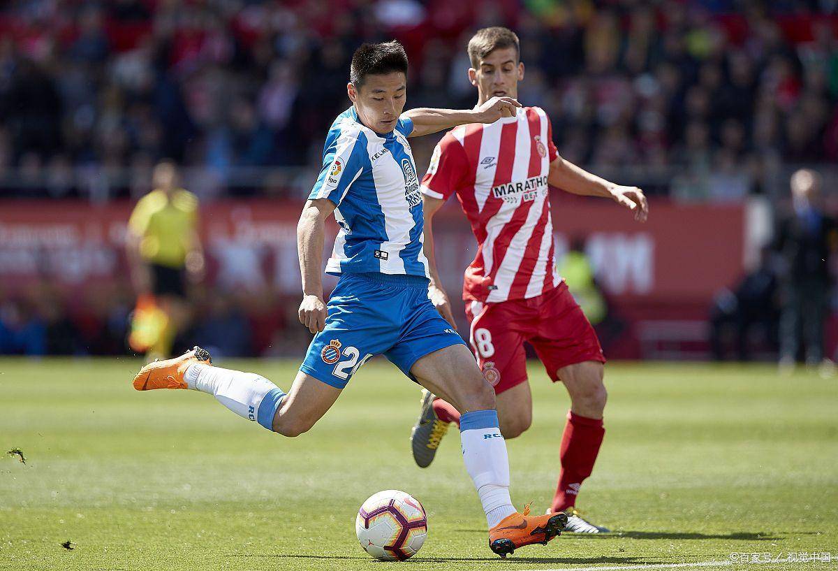 包含比利亚雷亚尔客场大胜，取得联赛两连胜的词条