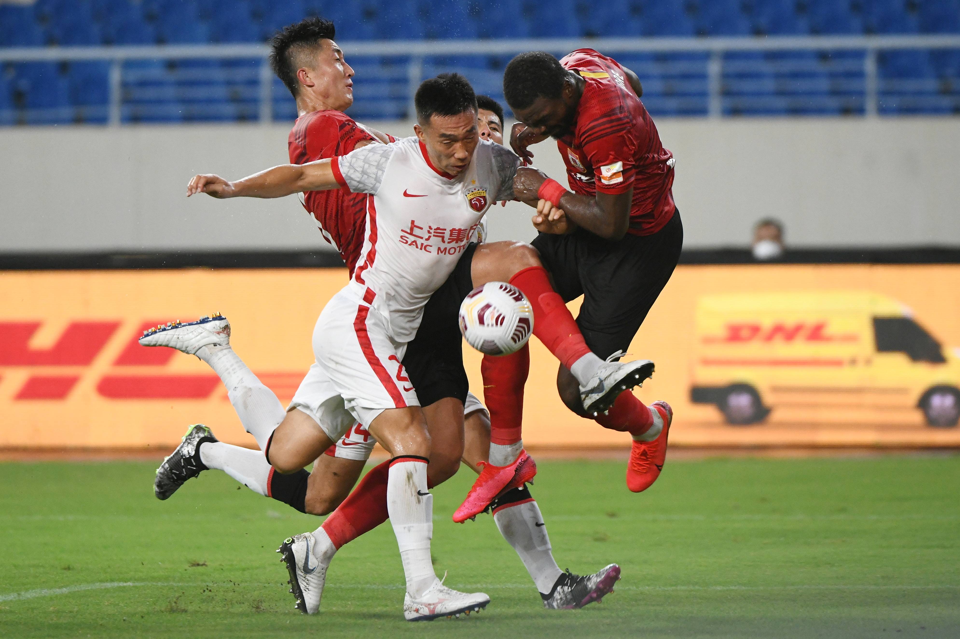 关于超级球星领衔球队,期待新赛季的精彩表现的信息 关于超级球星领衔球队,期待新赛季的精彩表现的信息