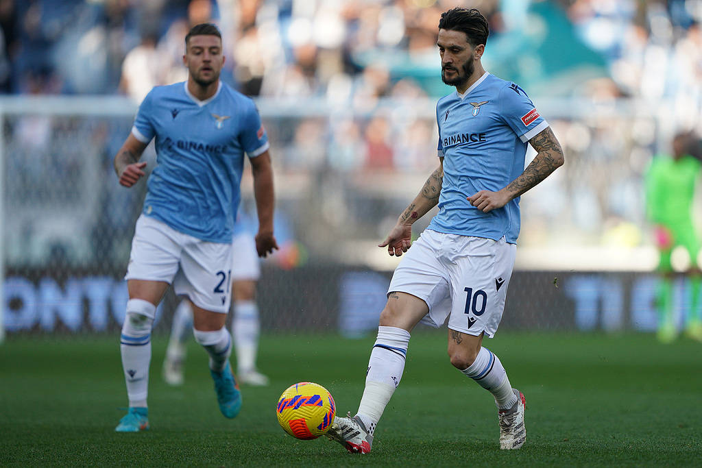 沙尔克04客场不敌莱比锡红牛，下轮要反弹的简单介绍