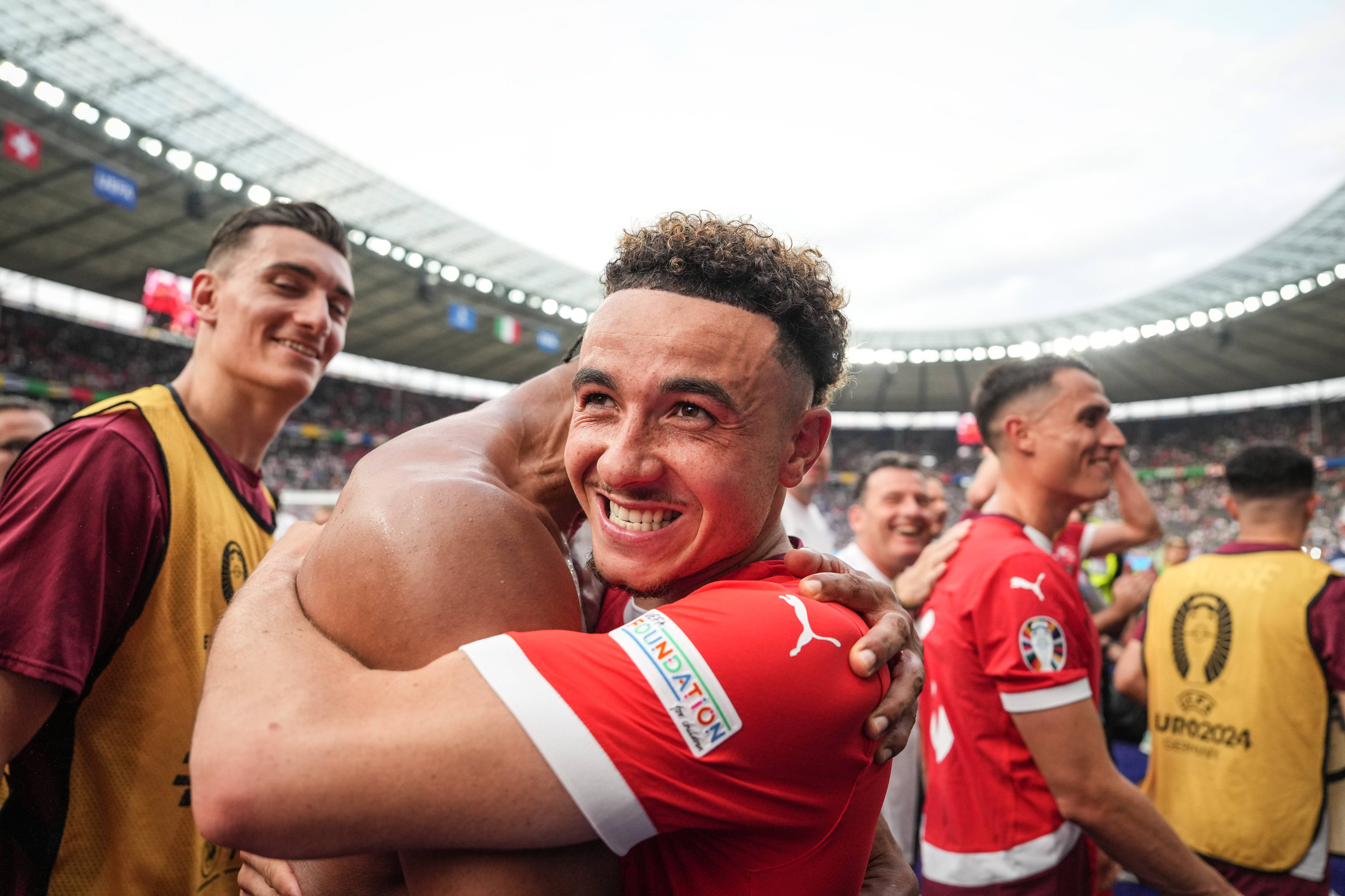 意大利球队在欧洲联赛中豪取三连胜的简单介绍 意大利球队在欧洲联赛中豪取三连胜的简单介绍