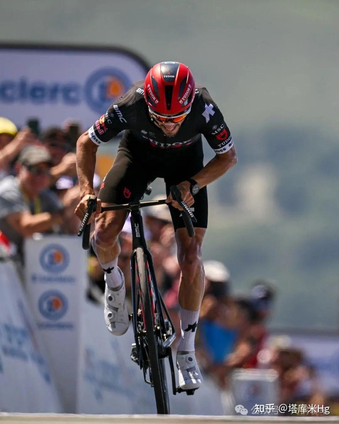 包含哈斯车队绝杀法拉利，阿隆索刷新纪录的词条