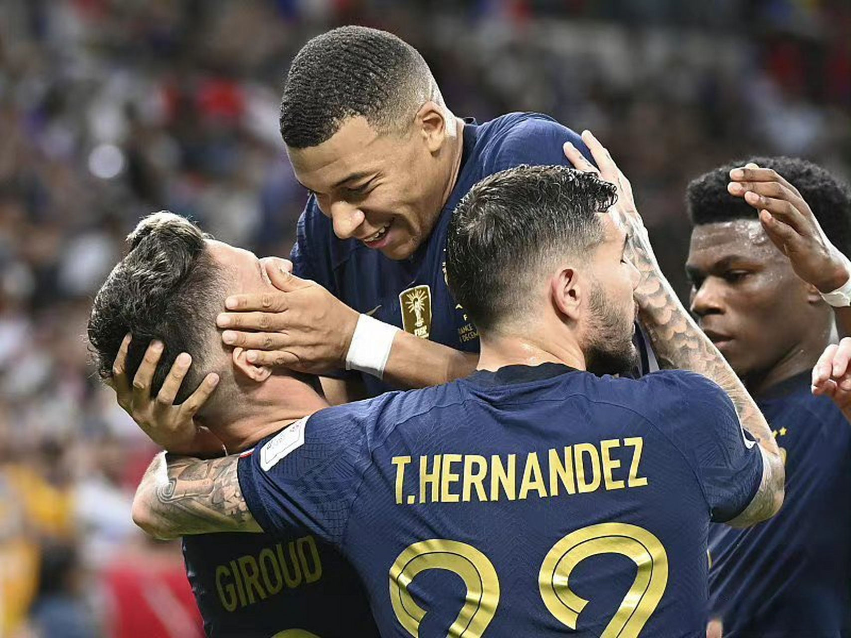 英格兰鏖战摩洛哥，萨内扛起全队的简单介绍