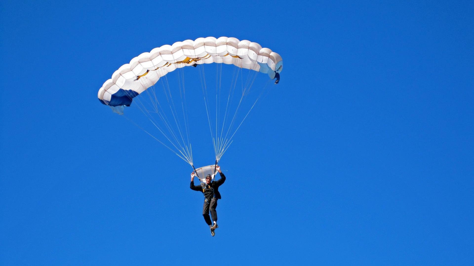 穆勒关键一击定乾坤，尼斯一波带走威尔士