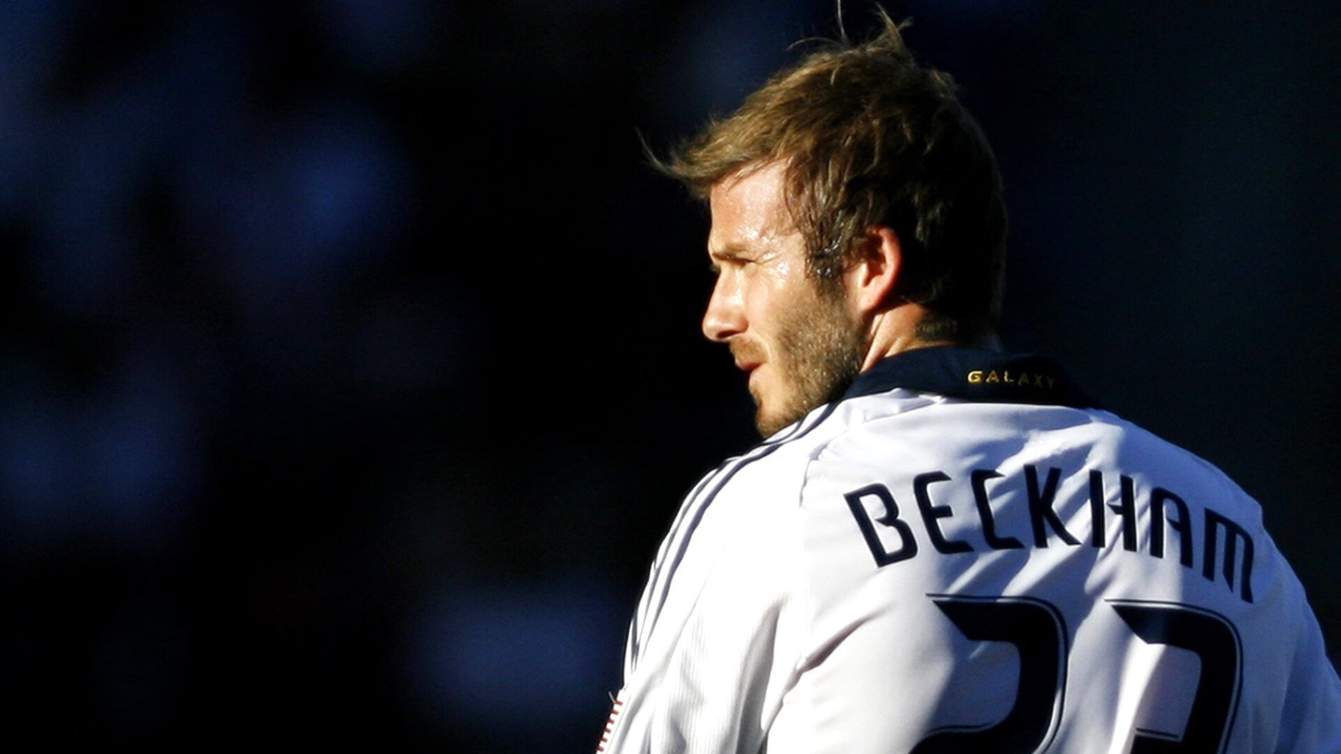 双线制胜，迪马利亚的绝杀艺术与乌克兰的闪电战哲学