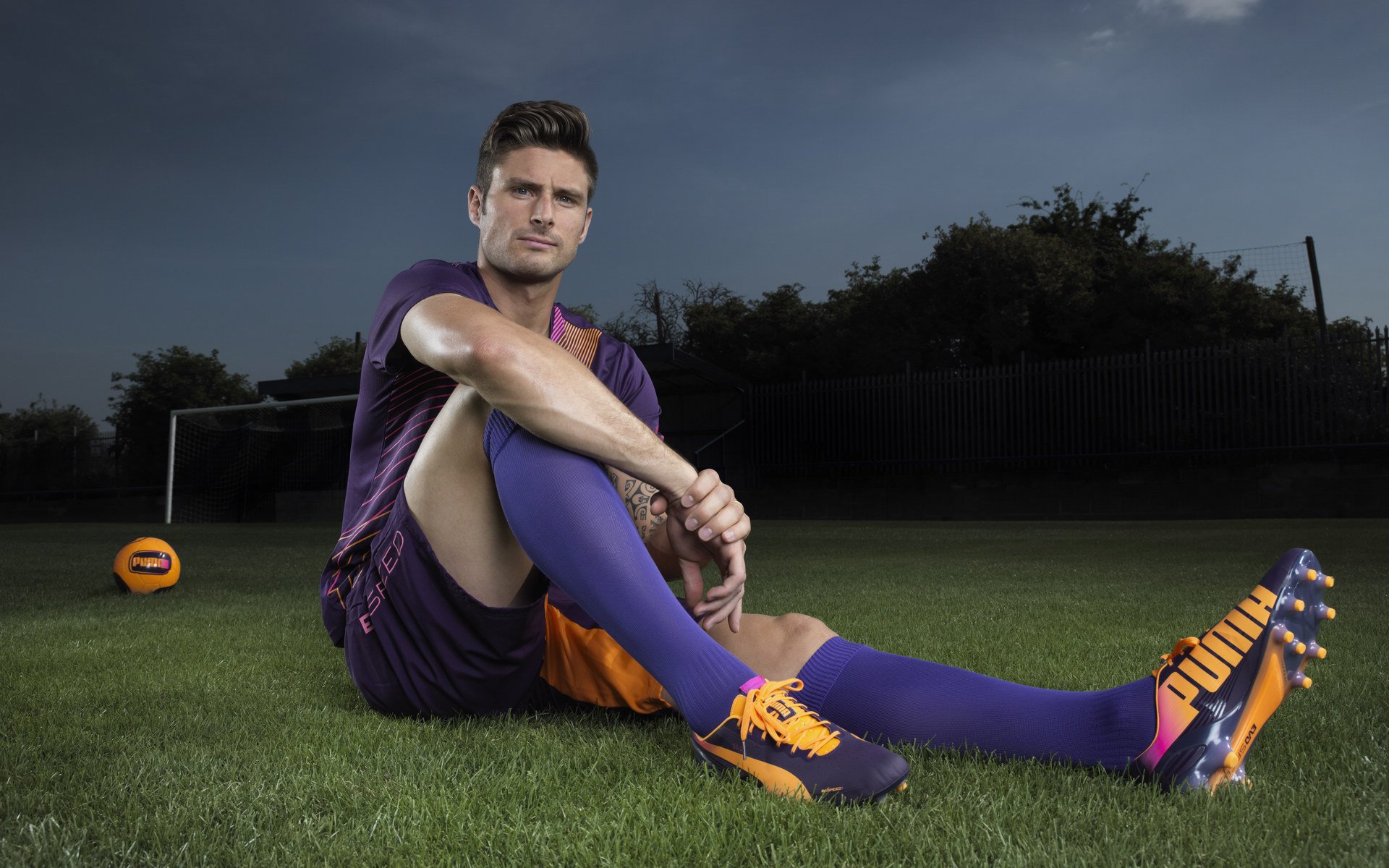 奥纳纳状态火热难救主，丹麦节奏掌控力压比利亚雷亚尔式传控