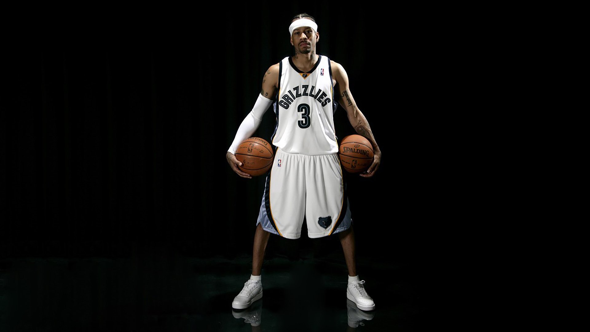 跨界狂想，当埃及金字塔防线锁死荷兰郁金香，卢卡库在NBA总决赛接管比赛